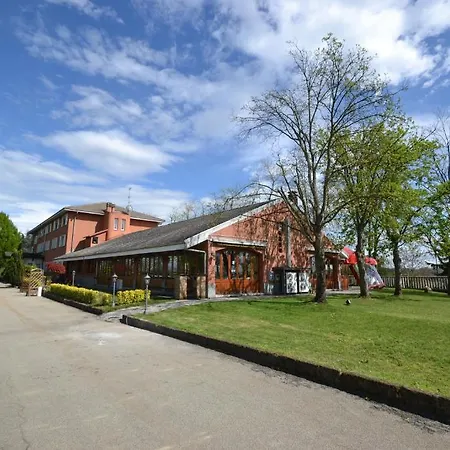 Hotel Hasta Asti